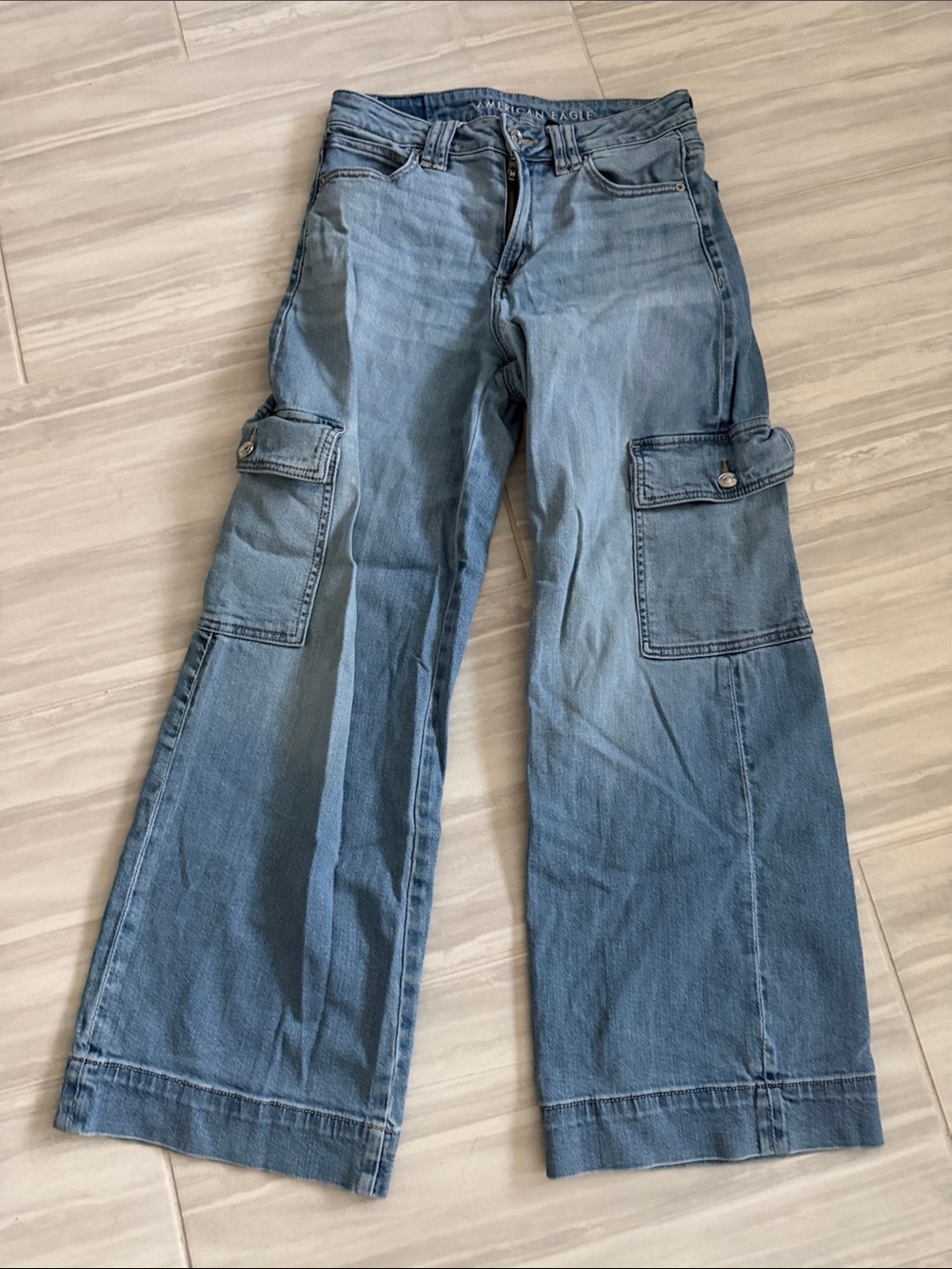 American Eagle Outfitters Light Blue Wide Leg Cargo Jeans